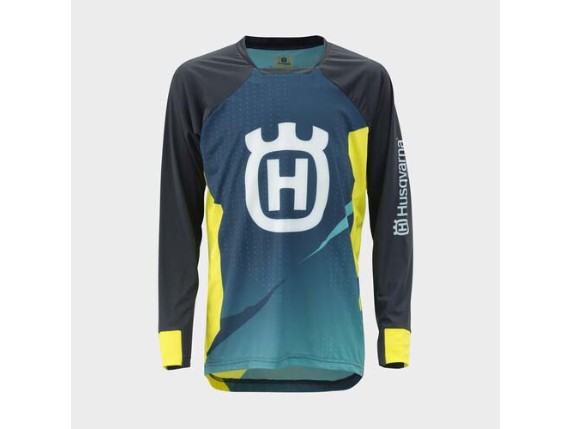 pho_hs_pers_vs_139172_3hs24001770x_kids_railed_shirt_front__sall__awsg__v1
