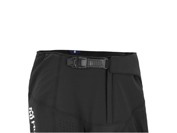 pho_hs_pers_vs_168297_3hs25001050x_railed_pants__sall__awsg__v1