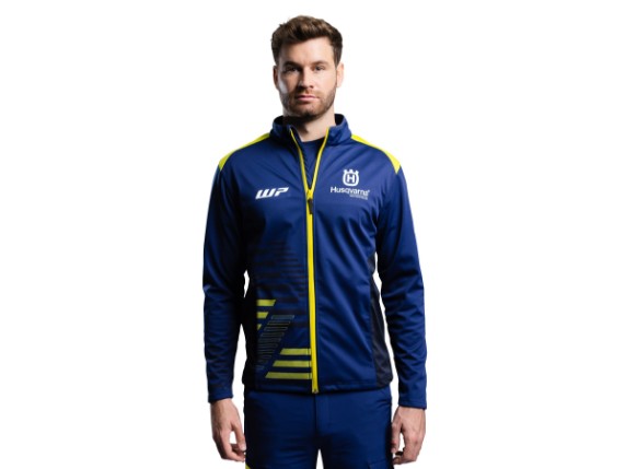 pho_hs_pers_vs_3hs24003750x_team_softshell_jacket_onmodel_front__sall__awsg__v1