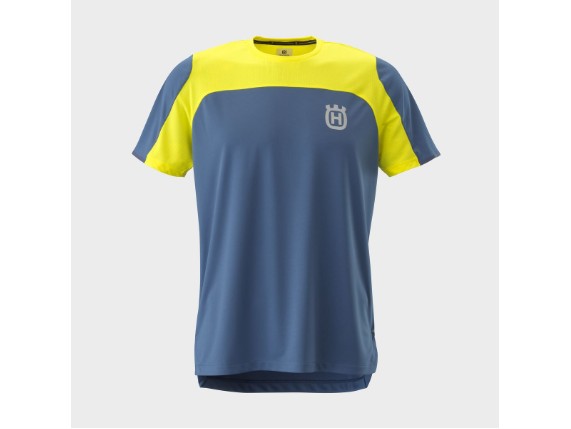pho_hs_pers_vs_80233_3hs21001290x_accelerate_tee_front__sall__awsg__v1