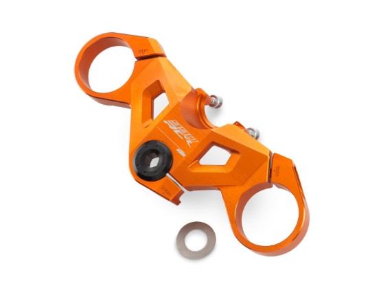 pho_pp_nmon_618781_a6740193403304a_triple_clamp_studio_pictures_street__sall__awsg__v1