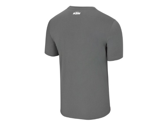 pho_pw_pers_rs_3pw25001640x_logo_tee_grey_back_lifestyle_ii__sall__awsg__v1
