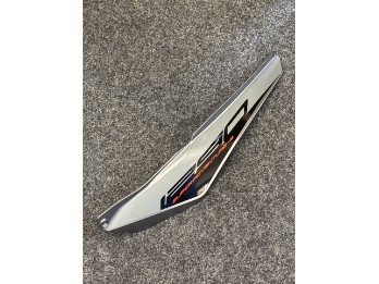 Seitenverkleidung links