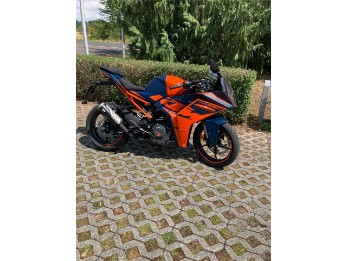 RC 390 2022