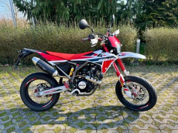 XMF 125 Motard 4T Comp