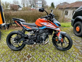 125 Duke