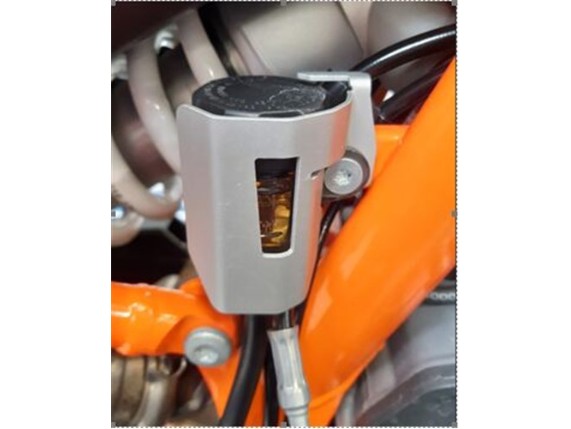 pho_pp_mon_a62613928000_brake_reservoir_protection_mounted__sall__awsg__v1