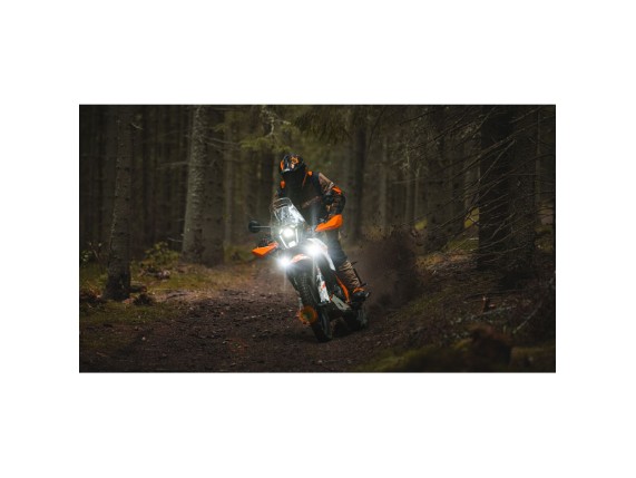 pho_pp_mon_my25_ktm_390_adventure_r_ktm_390_adventure_range__sall__awsg__v1