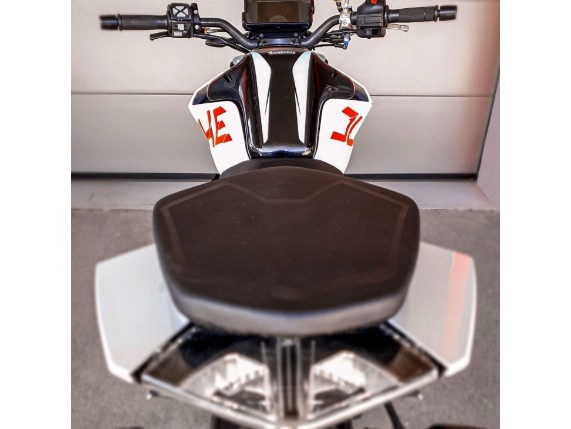 TANK-PAD-DUKE-390_white2