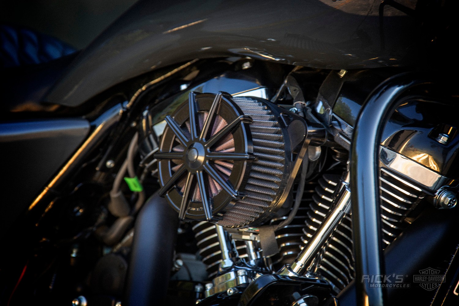 Harley-Davidson_Street_Glide-Custom-Ricks006_Kopie