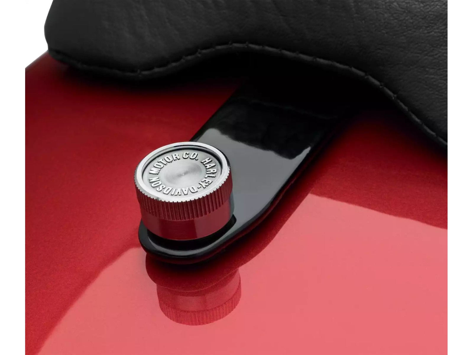 HarleyDavidson QuickRelease seat mounting kit chrome