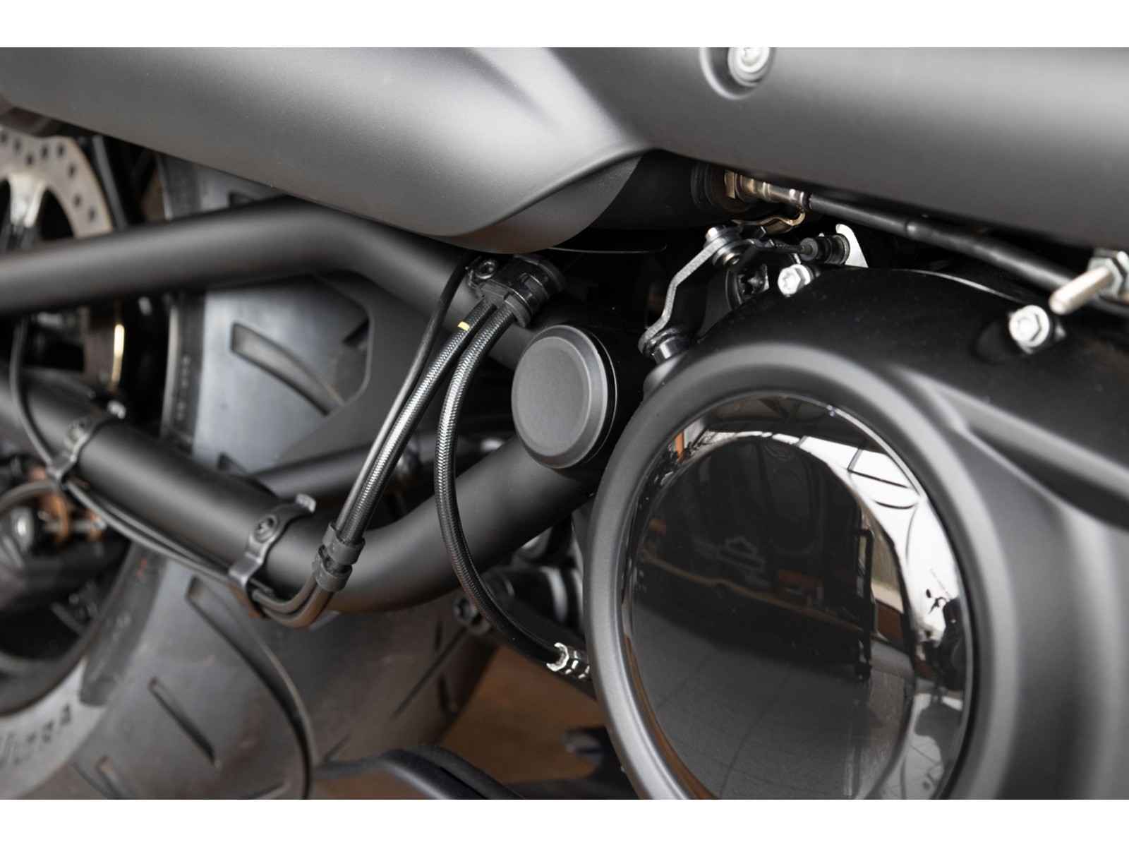 Rick's Motorcycles Sportster S axle cover swingarm axle