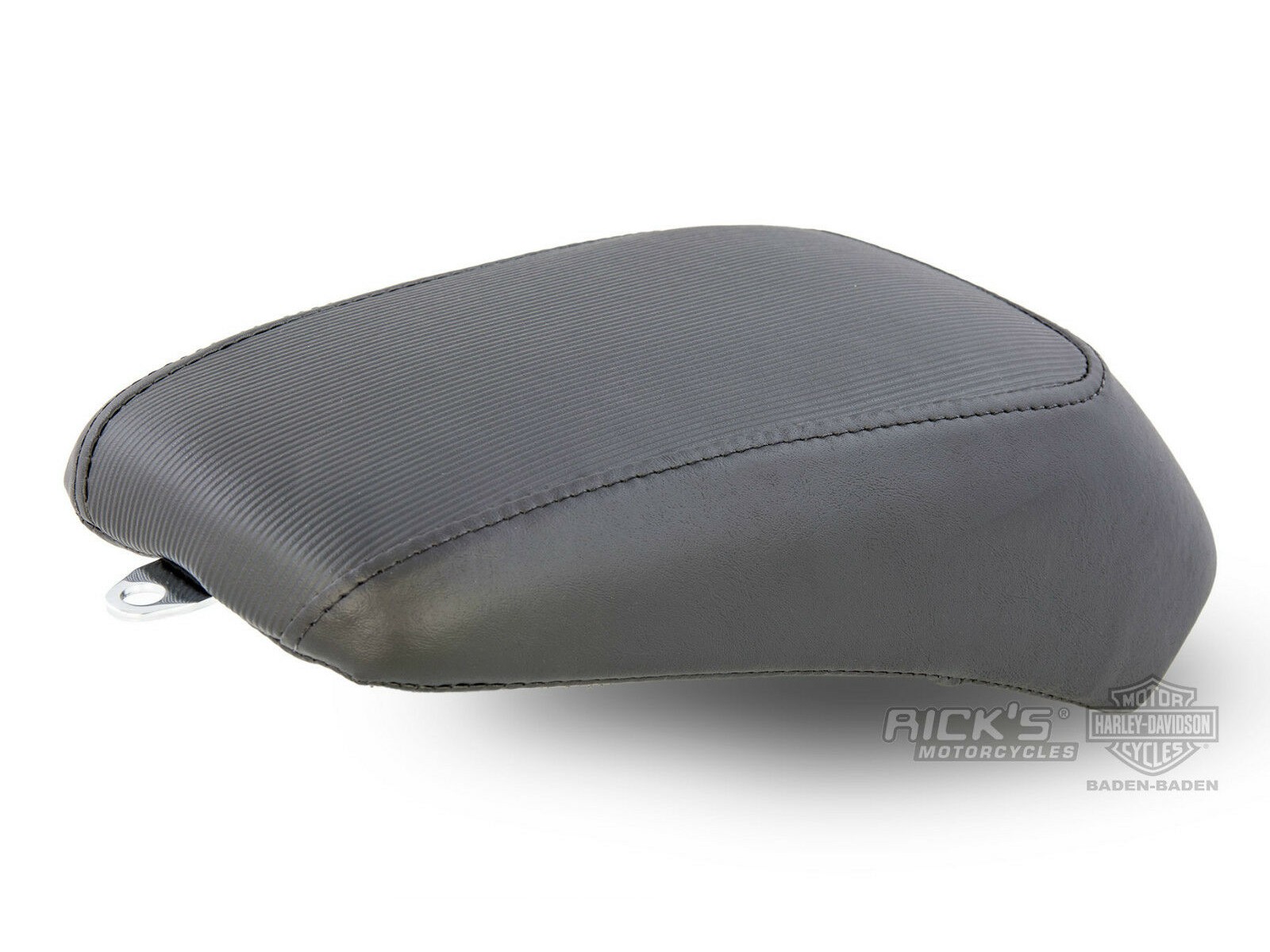 Original HarleyDavidson Passenger Seat Softail Breakout 524