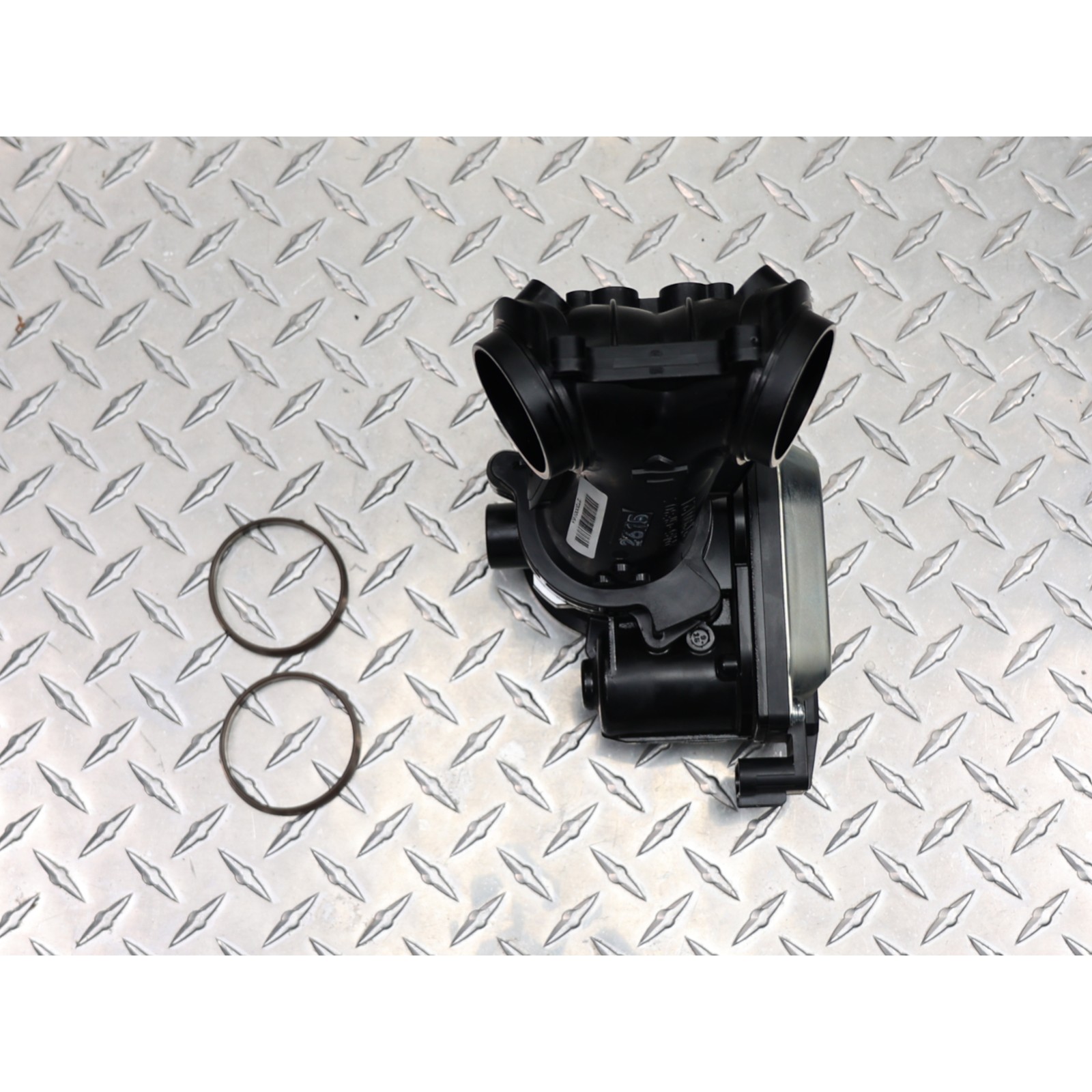 Universal Manifold 27300122