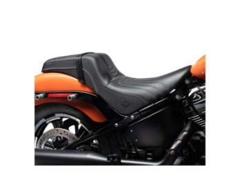 Asiento Switchback Softail con costura en U 52000759