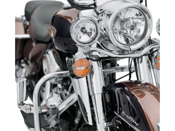 Wind deflectors mounted on the fork