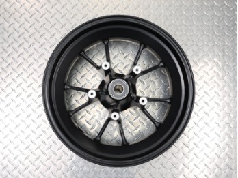 Llanta trasera Sportster S OEM 40900559