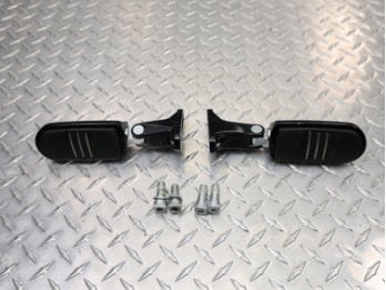 Road King/ Ultra Limited Low/ Street Glide/ Road Glide Reposapiés para el acompañante