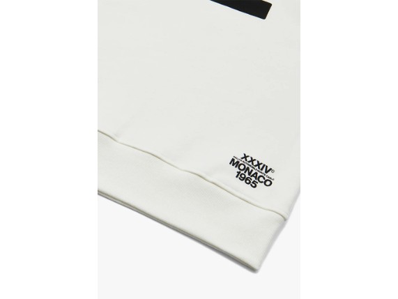 11_83bc454b-733f-47df-bfc9-9d35ffd76d02_750x