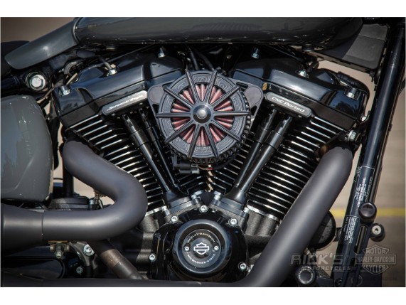 Harley-Davidson-Fat-Boy-Screamin-Eagle-Custom-Ricks-020-scaled