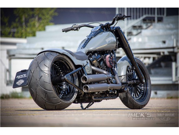 Harley-Davidson-Fat-Boy-Screamin-Eagle-Custom-Ricks-037-scaled