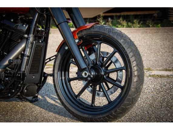 Harley-Davidson_-_Softail_Slim-Milwaukee_8-300Kit-039