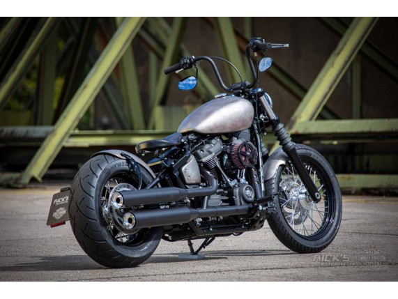 Harley-Davidson-Street_Bob_Bobber-Ricks-017