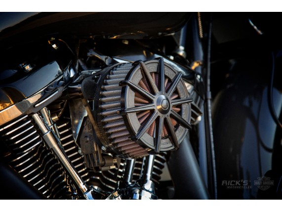 Harley-Davidson_Street_Glide-Custom-Ricks018_Kopie