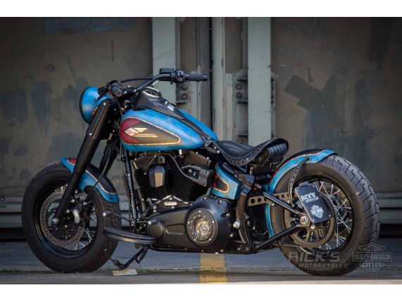 Harley-Davidson-Twin Cam-Softail-Slim-Bobber-lang-025