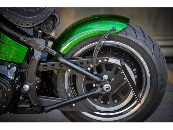 Harley-DAvidson_TwinCam_Softail_Slim_Bobber-030