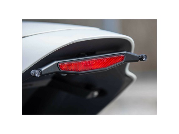 Ricks-Harley-Davidson-Blinkerhalterung-hinten-FXDR-schwarz-mit-Kellermann-ATTO-273721442293