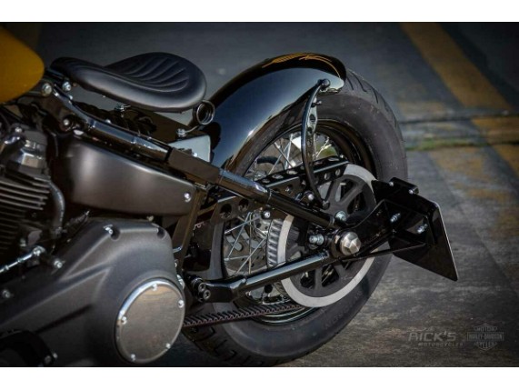 Ricks-Harley-Softail-ab-2018-seitl-Kennzeichenhalter-einzeln-matt-schwarz-kurz-283380349207-5