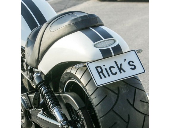 Ricks-Harley-V-Rod-02-06-Hinterradabdeckung-105280-fr-LED-Licht-GFK-283398207750