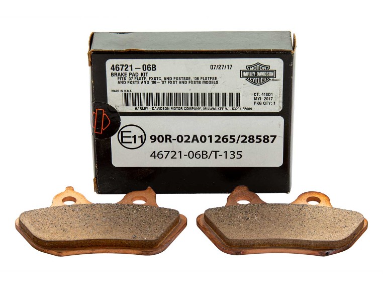 Original HarleyDavidson Brake Pads 4672106B rear pair Softail