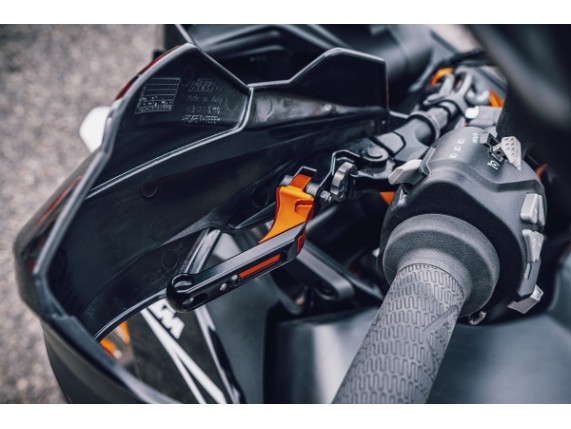 pho_pp_nmon_509880_my23_ktm_890_smt_details___parts_details_parts_04_studio__sall__awsg__v1