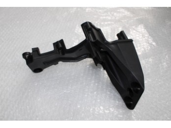 Halterung Armaturenbrett li. RS4