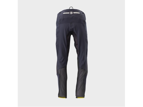 pho_hs_pers_rs_77123_3hs21000570x_origin_pants_back__sall__awsg__v1