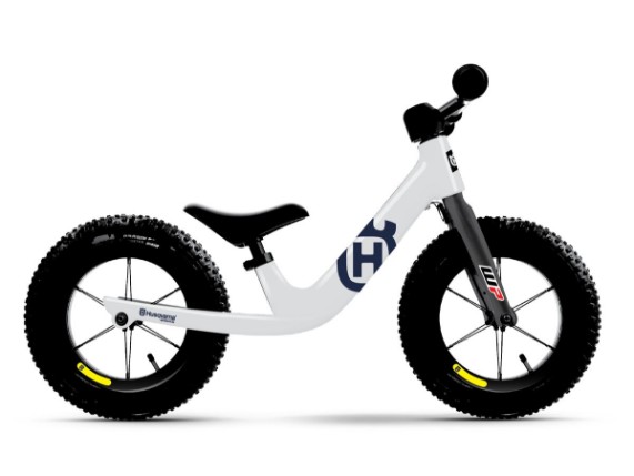 pho_hs_pers_vs_3hs24003530x_kidstrainingbike_hqv_casual_cy24_tp_20230328_v01__sall__awsg__v1