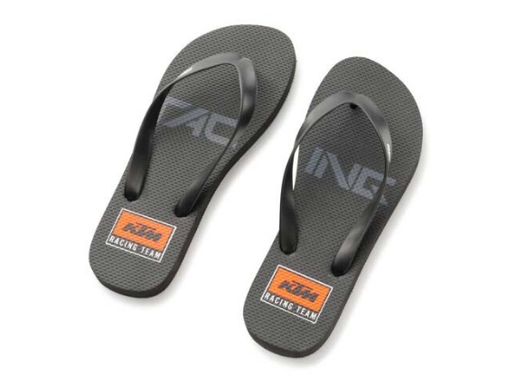 pho_pw_pers_vs_550211_3pw24000030x_team_sandals_casual___accessories__sall__awsg__v1