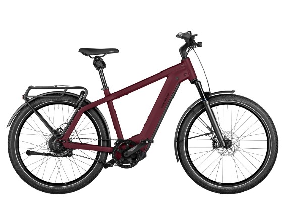 24_F01104_04410907_Cha4_GT_Var_49_DarkRedMatt_0663-1