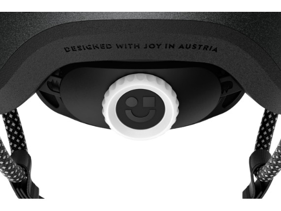 High Res-READY KIDS HELMET_Adjustment wheel_charcoal_Detail