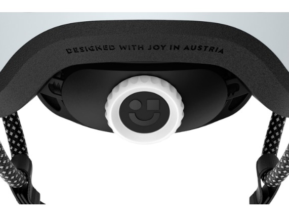 High Res-READY KIDS HELMET_Adjustment wheel_pale grey_Detail