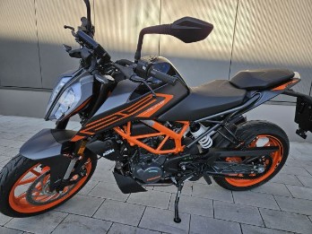 125 DUKE E5