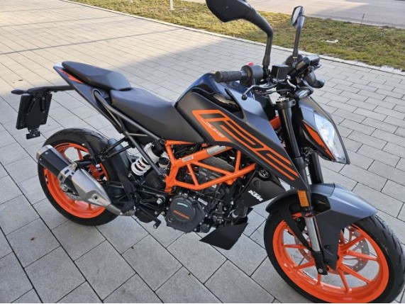 KTM 125 DUKE E5, VBKJPA406PC023760