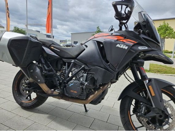KTM 1290 SUPER ADVENTURE S, VBKV79401HM976887