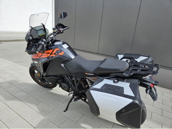 KTM 1290 SUPER ADVENTURE S, VBKV79401HM976887