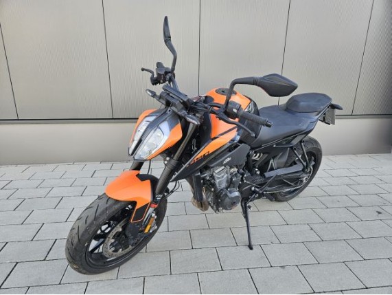 KTM 890 DUKE L, 0008480
