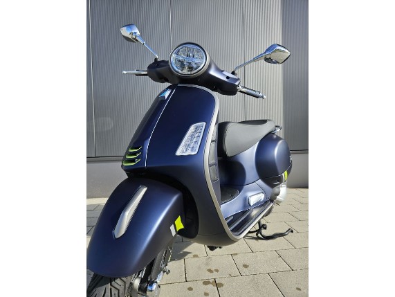 VESPA GTS 300 SUPER TECH E5, 0009172