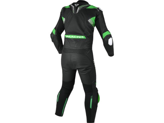 Macna_Armadyl-2pc_166.4109.142_2