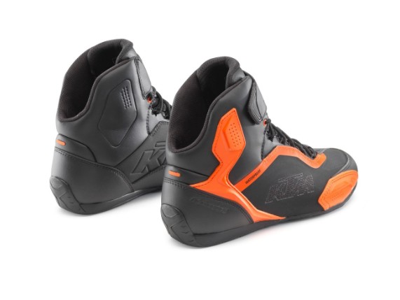 pho_pw_pers_rs_361618_3pw21000710x_faster_3_wp_shoes_back__sall__awsg__v1